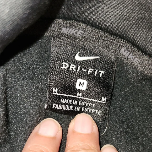 Nike Mens Charcoal Gray Hoodie - Picture 2 of 2